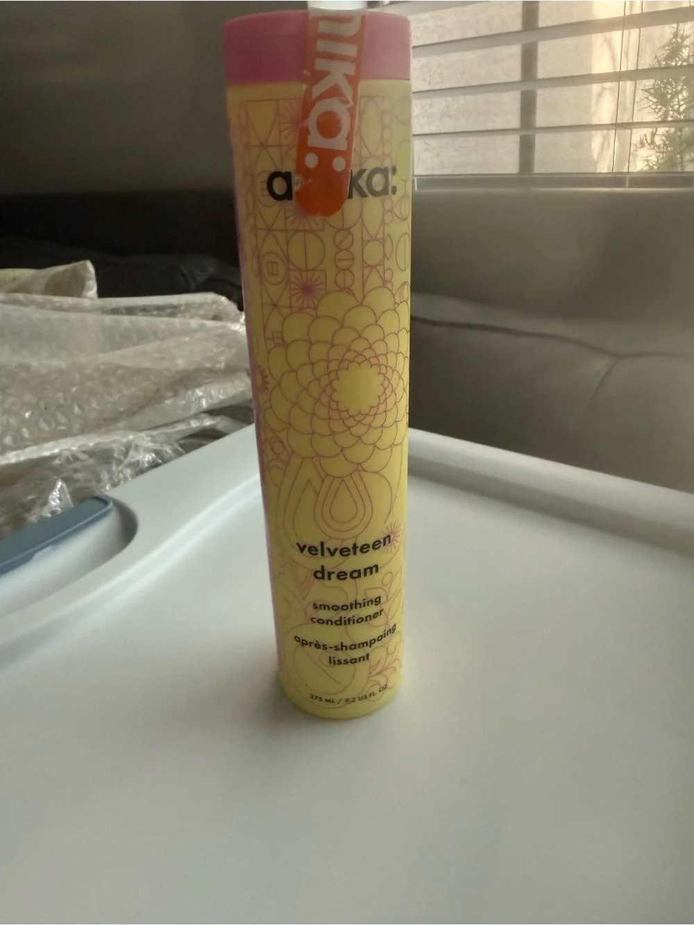 amika Velveteen Dream Smoothing Conditioner